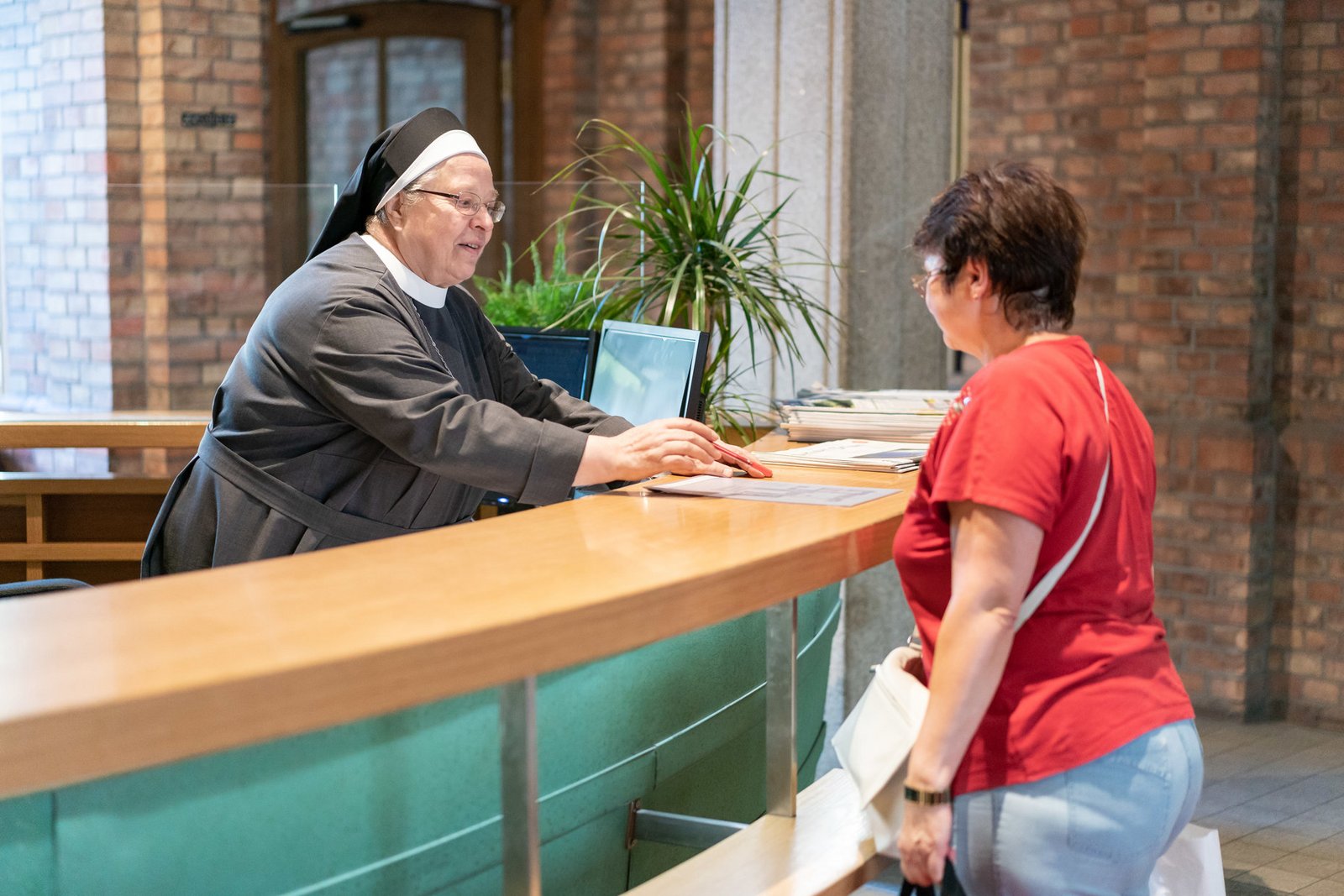 Empfang/ Foyer im St. Hedwig-Krankenhaus